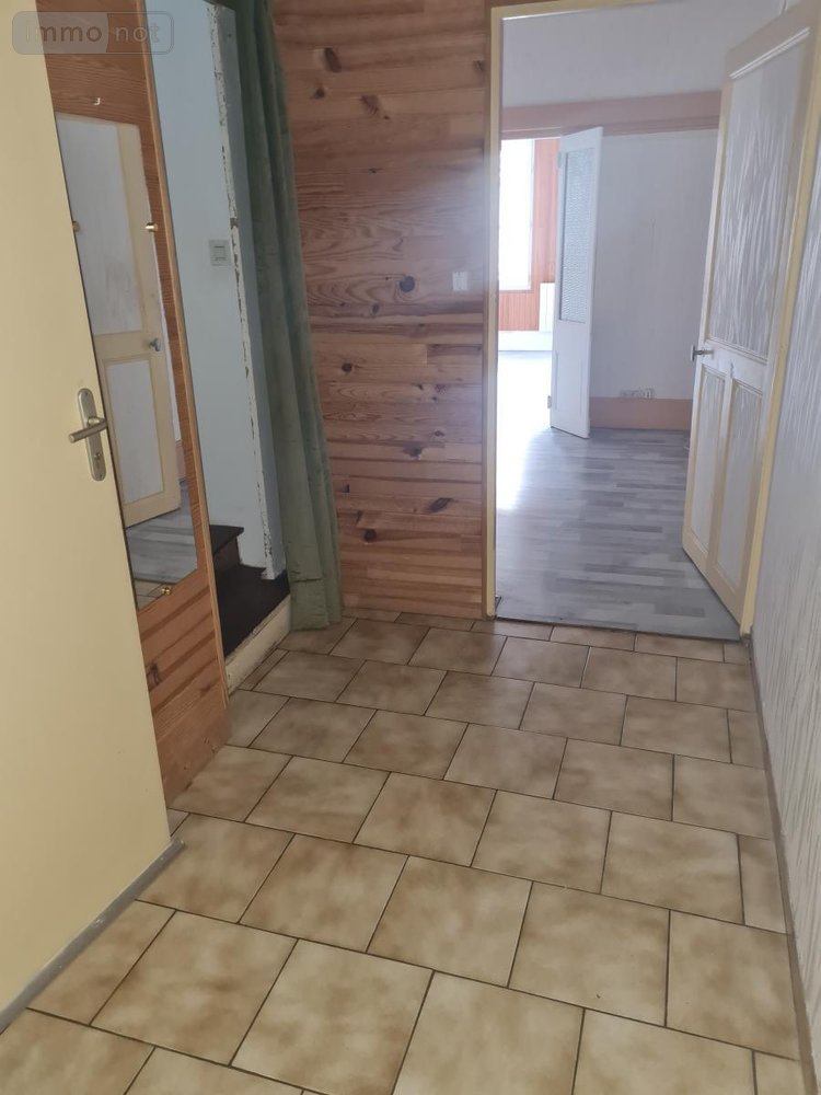 Immeuble a vendre Montoire-sur-le-Loir 41800 Loir-et-Cher 100 m2  99800 euros