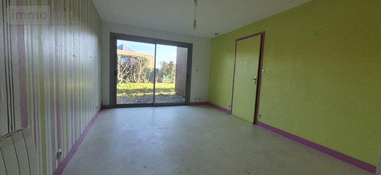 Fonds et murs commerciaux a vendre Questembert 56230 Morbihan 100 m2  180200 euros
