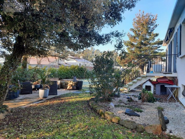 Maison a vendre Saint-Jean-de-Monts 85160 Vendée 135 m2 7 pièces 299000 euros