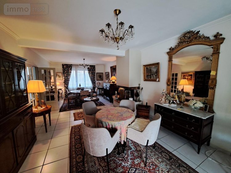 Maison a vendre Pontivy 56300 Morbihan 215 m2  428060 euros