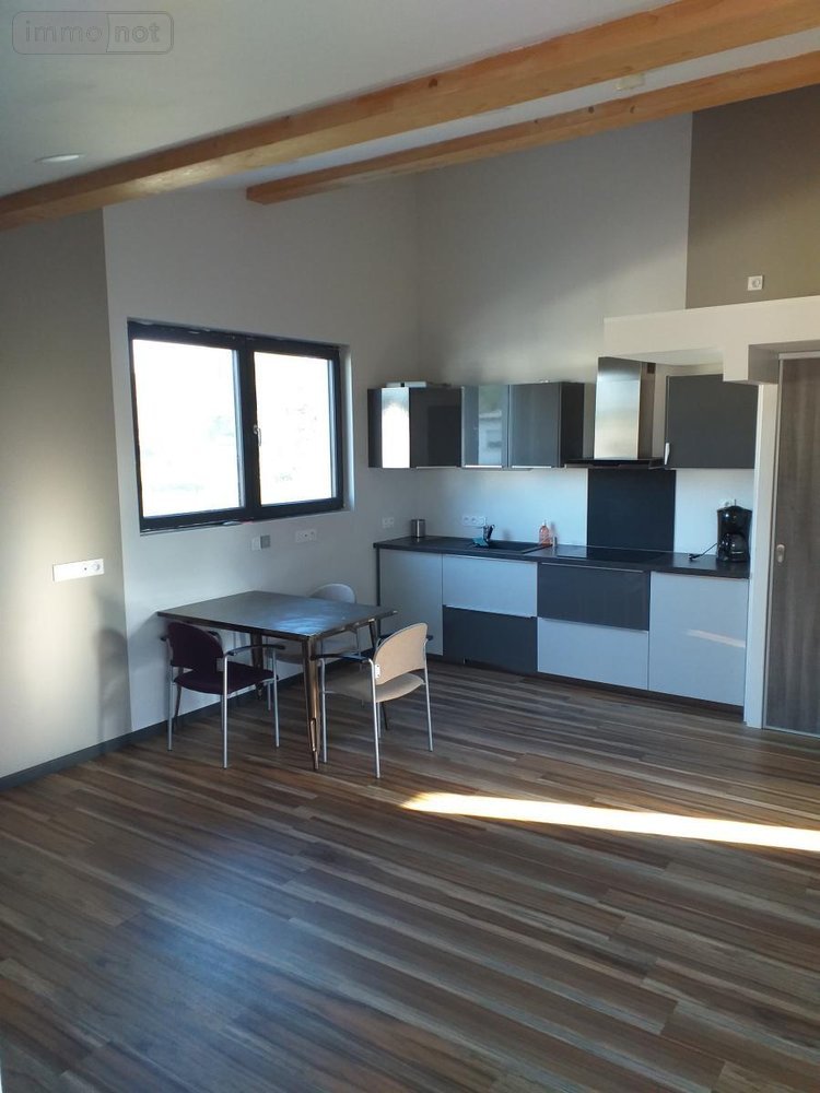 Fonds et murs commerciaux a vendre Questembert 56230 Morbihan 122 m2  372172 euros