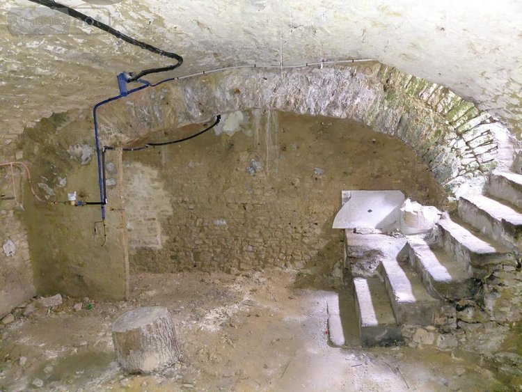 Immeuble a vendre Mamers 72600 Sarthe 92 m2  68800 euros