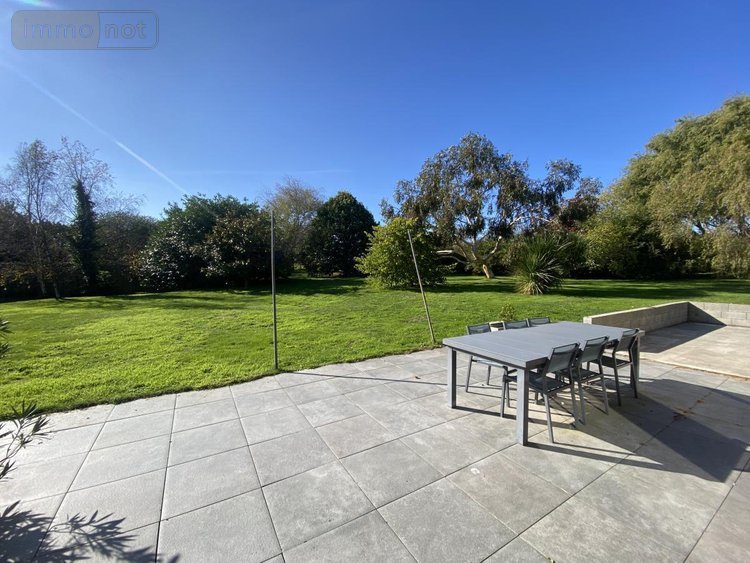 Maison a vendre Ploëzal 22260 Côtes-d'Armor 304 m2  714000 euros