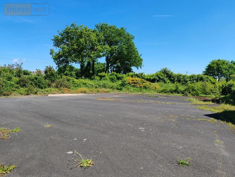 Immeuble a vendre Plounéour-Ménez 29410 Finistère 800 m2  263500 euros