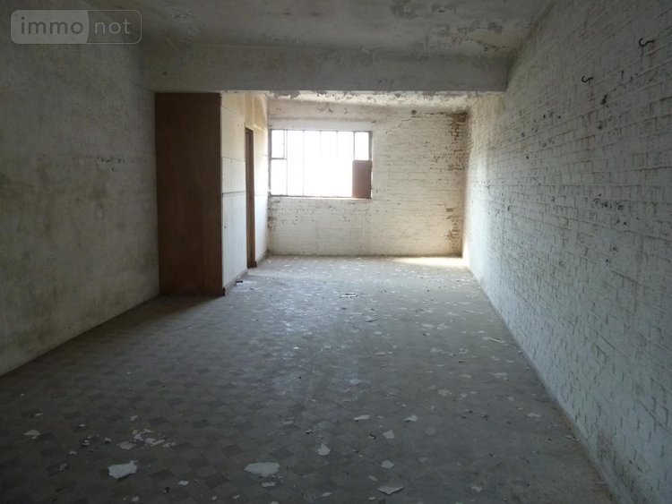 Immeuble a vendre Guise 02120 Aisne 1607 m2  330120 euros