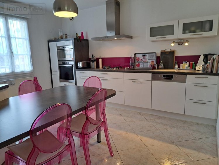 Maison a vendre La Suze-sur-Sarthe 72210 Sarthe 168 m2 7 pièces 298000 euros