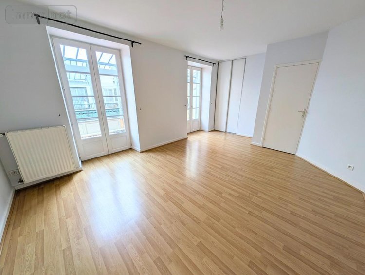 Appartement a vendre Vichy 03200 Allier 135 m2 5 pièces 367000 euros