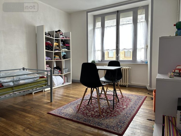 Maison a vendre Guingamp 22200 Côtes-d'Armor 225 m2 10 pièces 249888 euros