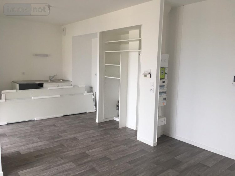 Location appartement Rennes 35000 Ille-et-Vilaine 38 m2 2 pièces 680 euros