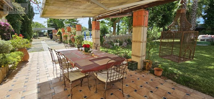 Maison a vendre Vergèze 30310 Gard 360 m2 9 pièces 1248500 euros