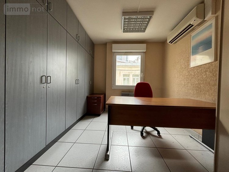 Fonds et murs commerciaux a vendre Arras 62000 Pas-de-Calais 400 m2