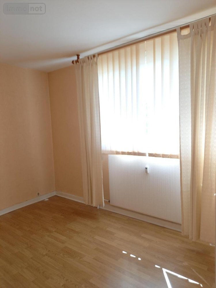Location appartement Cusset 03300 Allier 74 m2 4 pièces 765 euros
