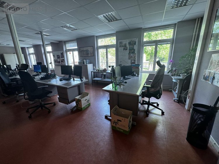 Immeuble a vendre Cambrai 59400 Nord 1500 m2  1370000 euros