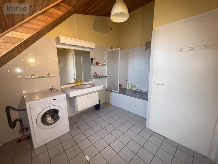 Appartement a vendre Malansac 56220 Morbihan 203 m2 10 pièces 150900 euros