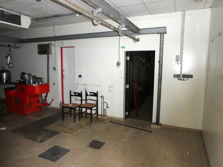 Fonds et murs commerciaux a vendre Saint-Jean-Brévelay 56660 Morbihan 200 m2  116200 euros