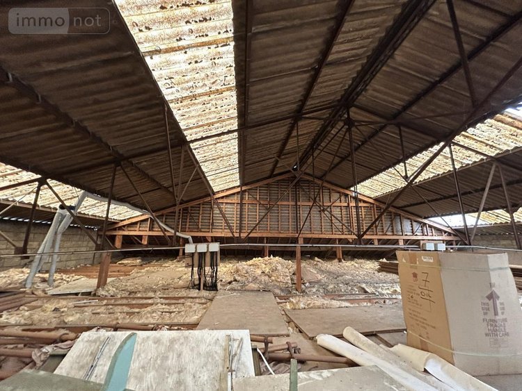 Immeuble a vendre Laval 53000 Mayenne 243 m2  167200 euros