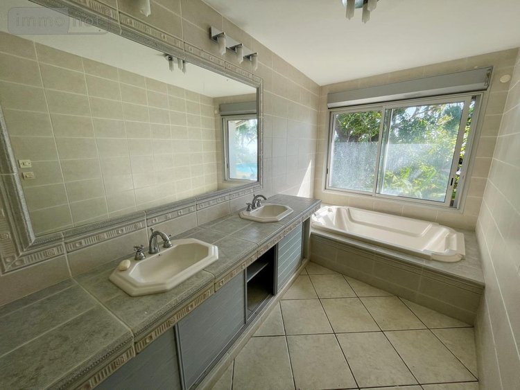 Maison a vendre Saint-Denis 97400 Réunion 225 m2 8 pièces 992750 euros