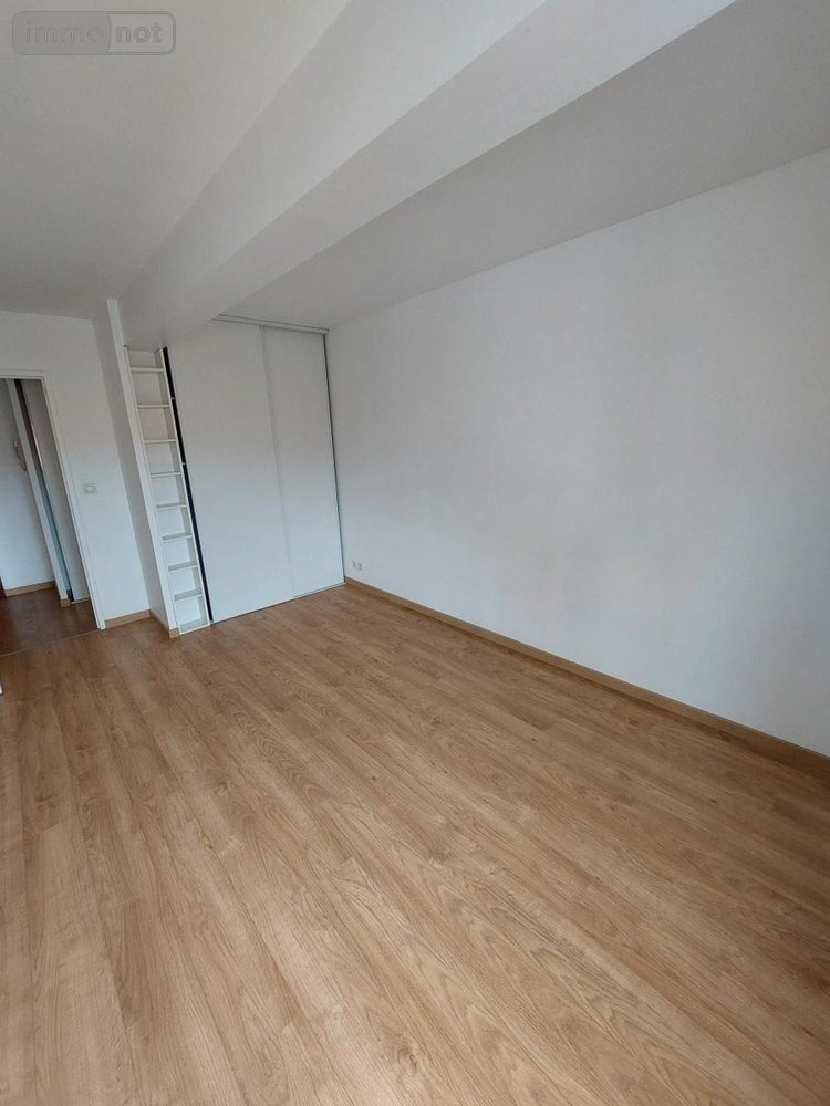 Location appartement Reims 51100 Marne 63 m2 3 pièces 780 euros
