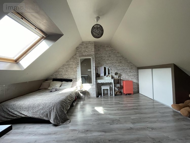 Maison a vendre Montfort-le-Gesnois 72450 Sarthe 127 m2  229200 euros