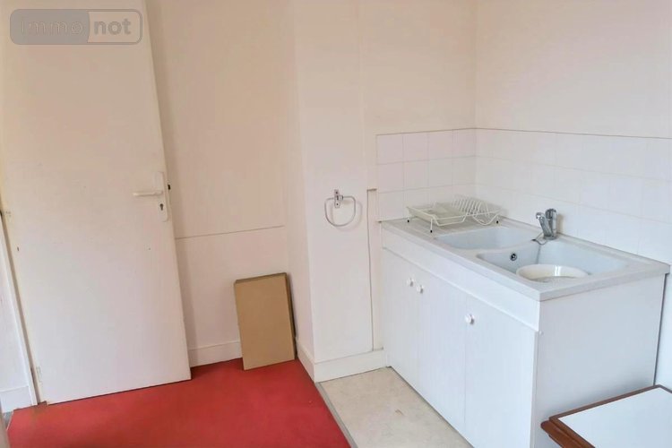 Immeuble a vendre Bourges 18000 Cher 310 m2  374400 euros