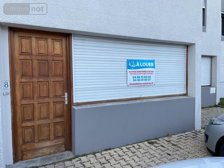 Location appartement Saint-Chély-d'Apcher 48200 Lozère 25 m2  300 euros