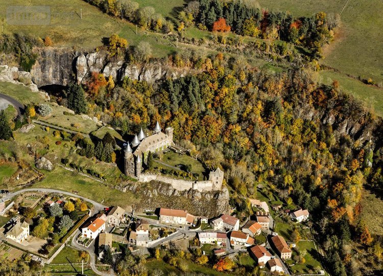 Maison a vendre Andelat 15100 Cantal 102 m2  245000 euros