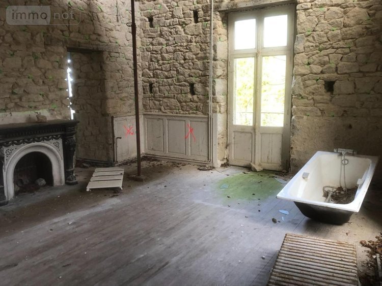 Maison a vendre Guingamp 22200 Côtes-d'Armor 469 m2 12 pièces 191040 euros