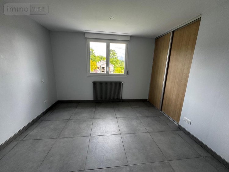 Location maison Mont-sous-Vaudrey 39380 Jura 101 m2 5 pièces 1170 euros
