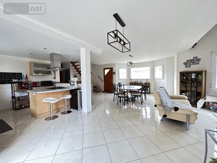 Maison a vendre Beignon 56380 Morbihan 130 m2 6 pièces 269300 euros