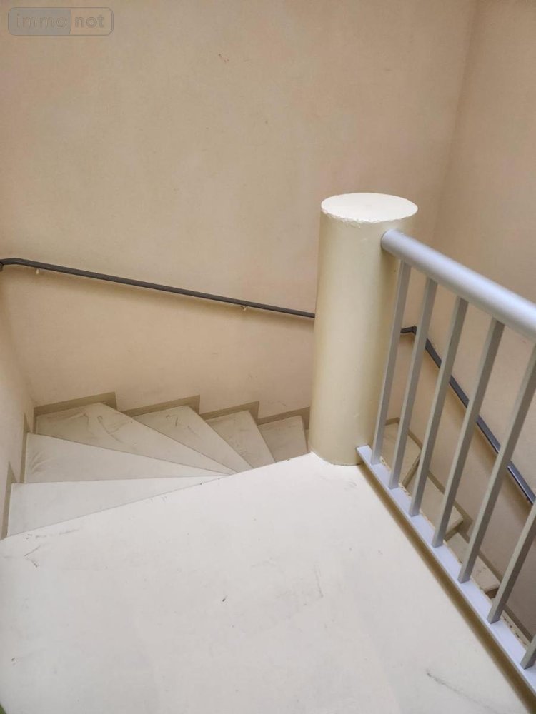 Location appartement Montoire-sur-le-Loir 41800 Loir-et-Cher 28 m2  410 euros