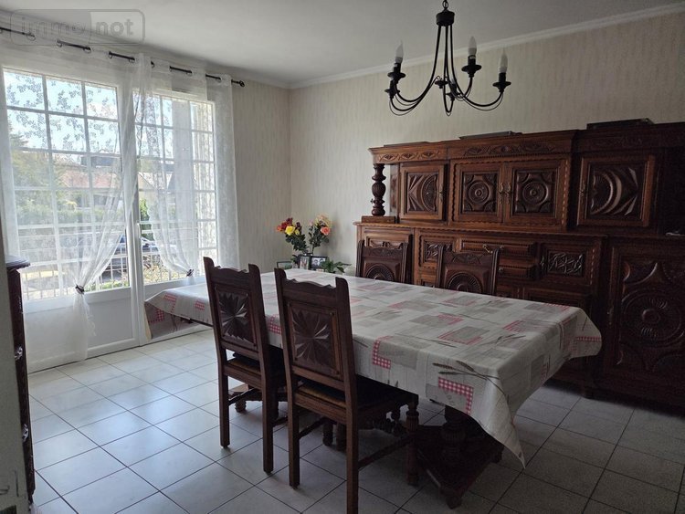 Maison a vendre Château-Gontier-sur-Mayenne 53200 Mayenne 127 m2 6 pièces 249000 euros
