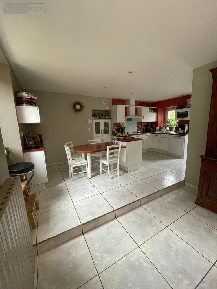 Maison a vendre Saint-Jouan-des-Guérets 35430 Ille-et-Vilaine 200 m2 8 pièces 654570 euros