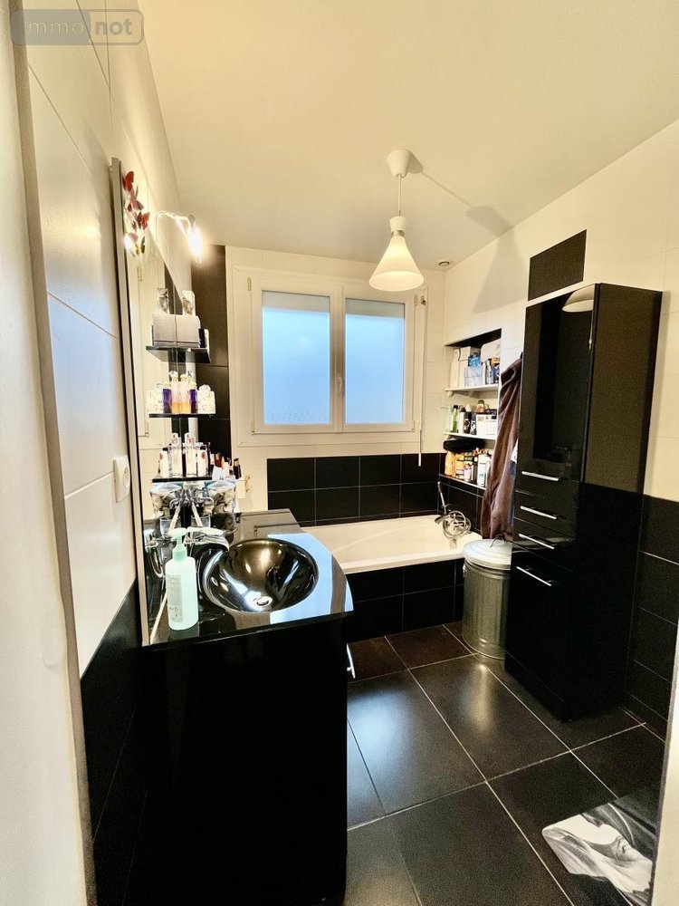 Maison a vendre Châtres-la-Forêt 53600 Mayenne 125 m2 6 pièces 224075 euros