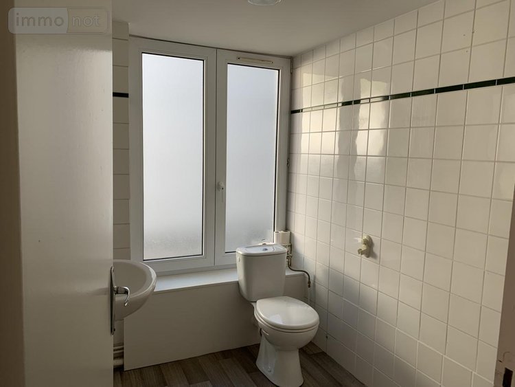 Location fonds et murs commerciaux Arras 62000 Pas-de-Calais 47 m2  580 euros