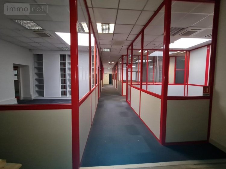 Fonds et murs commerciaux a vendre Montoire-sur-le-Loir 41800 Loir-et-Cher 696 m2  675350 euros