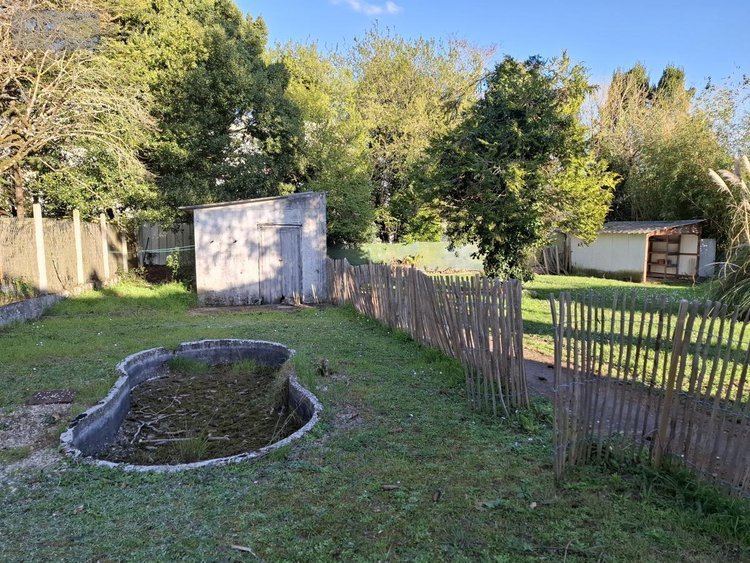 Maison a vendre Saintes 17100 Charente-Maritime 100 m2 4 pièces 141642 euros