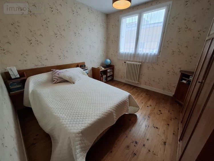 Maison a vendre Saintes 17100 Charente-Maritime 65 m2 4 pièces 167872 euros