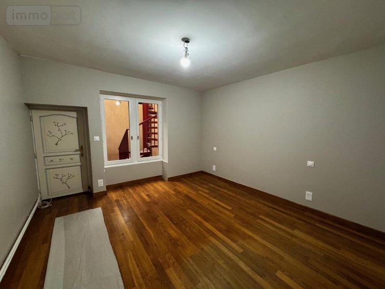 Location appartement Dole 39100 Jura 104 m2 4 pièces 880 euros