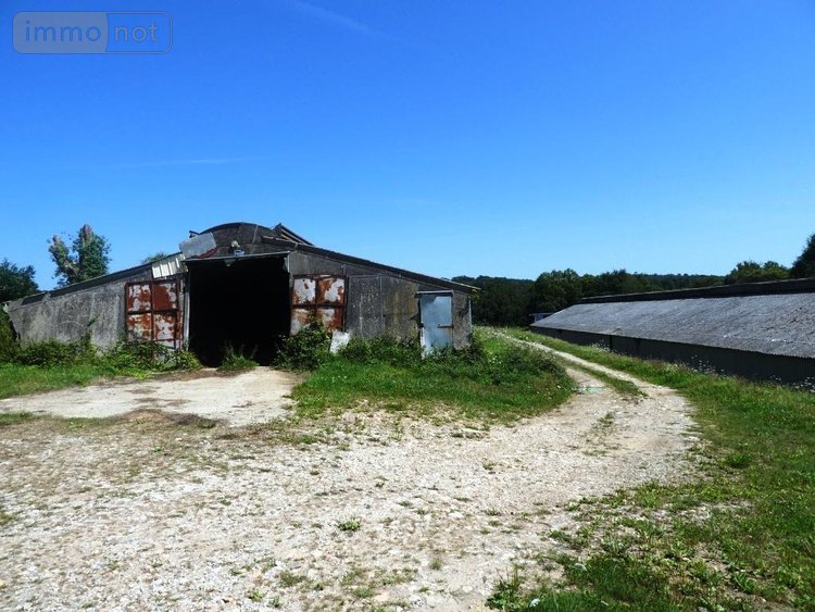 Divers a vendre Le Saint 56110 Morbihan 1 m2  335600 euros