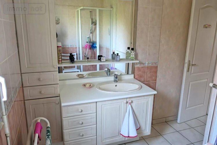 Viager maison Saint-Doulchard 18230 Cher 120 m2 5 pièces 75000 euros
