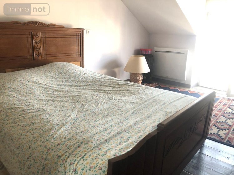 Location maison Saint-Chély-d'Apcher 48200 Lozère 75 m2 5 pièces 650 euros