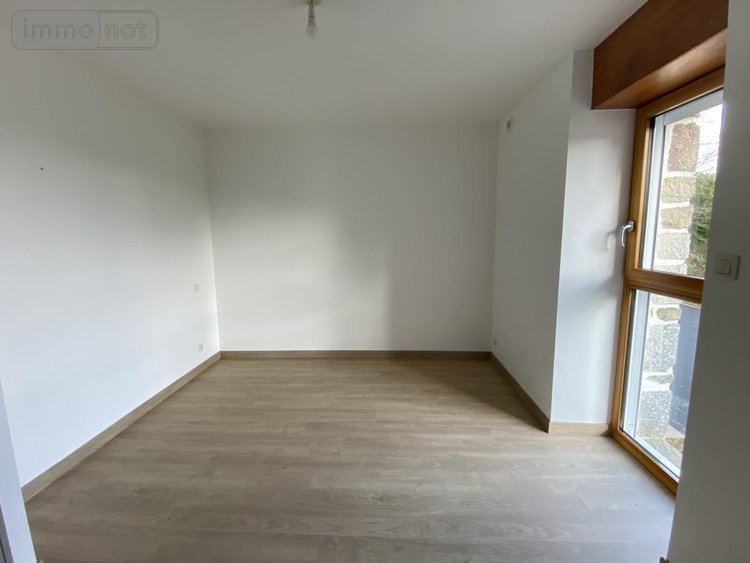 Location maison La Motte 22600 Côtes-d'Armor 124 m2 4 pièces 940 euros