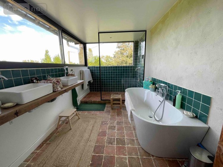 Maison a vendre Tinténiac 35190 Ille-et-Vilaine 365 m2 11 pièces 675350 euros