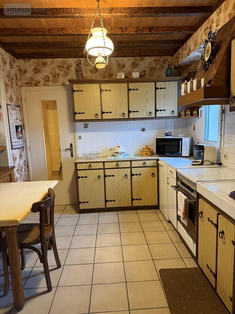 Maison a vendre Saint-Gouéno 22330 Côtes-d'Armor 206 m2  156480 euros