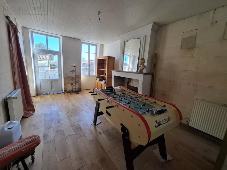 Maison a vendre Préguillac 17460 Charente-Maritime 157 m2 6 pièces 167872 euros