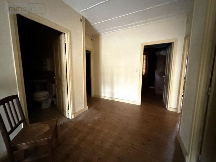 Maison a vendre Paulhac 15430 Cantal 154 m2  106000 euros