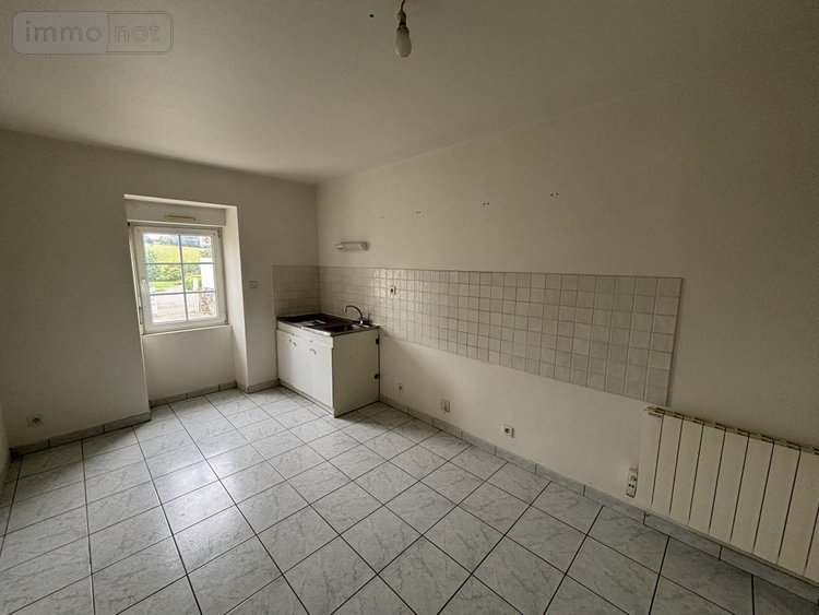 Location maison Saint-Germain-le-Fouilloux 53240 Mayenne 97 m2 4 pièces 720 euros