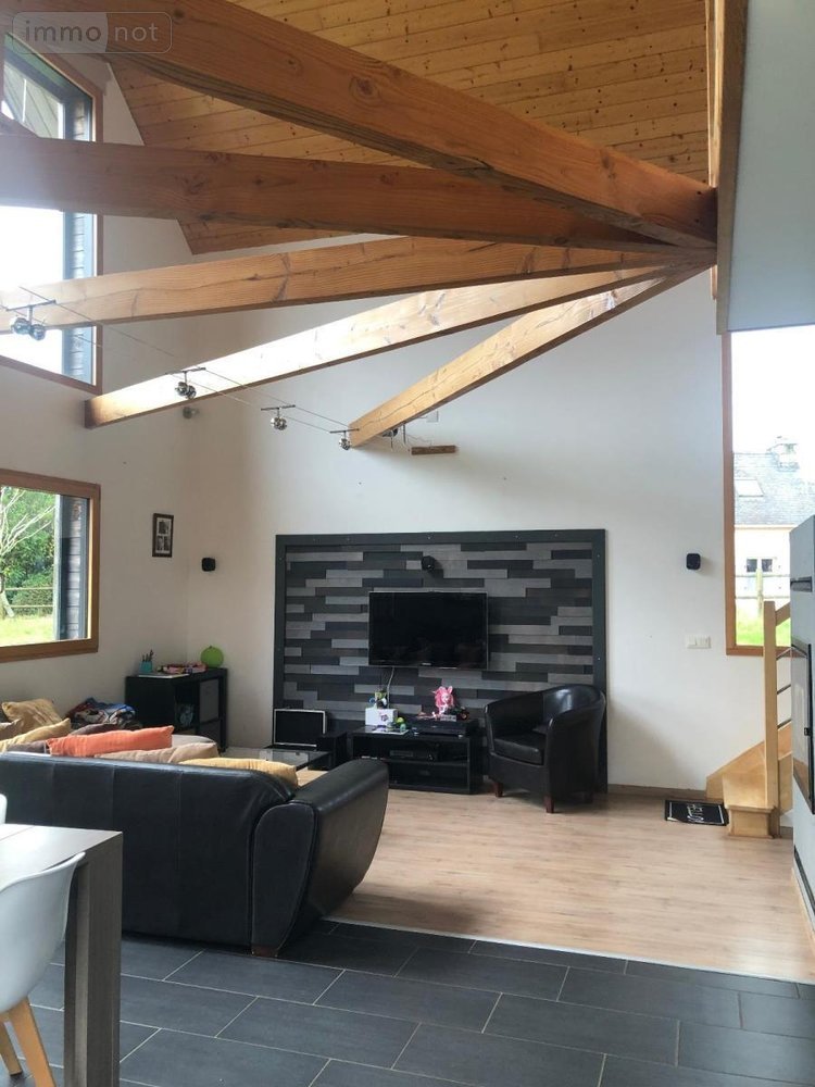 Maison a vendre Locmaria-Berrien 29690 Finistère 167 m2 9 pièces 294000 euros