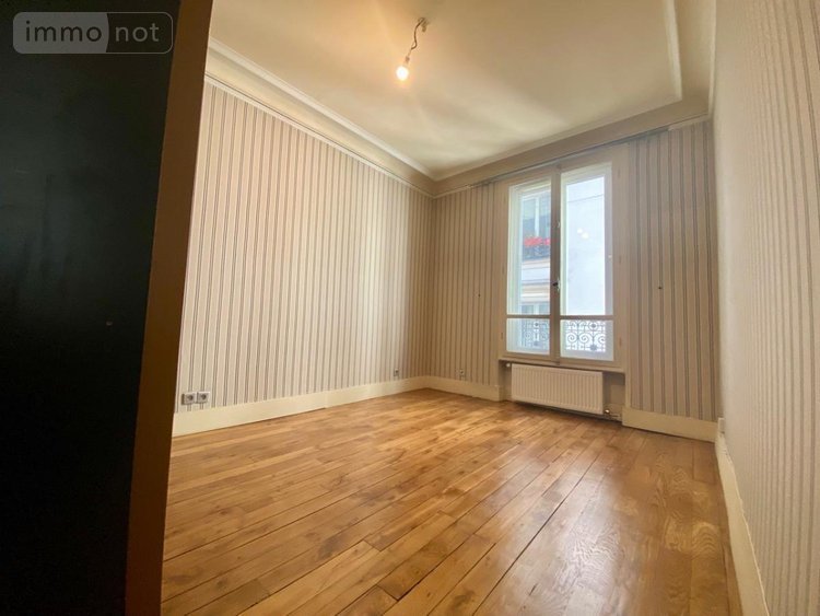 Location appartement Paris 18e arrondissement 75018 Paris 38 m2 2 pièces 1590 euros