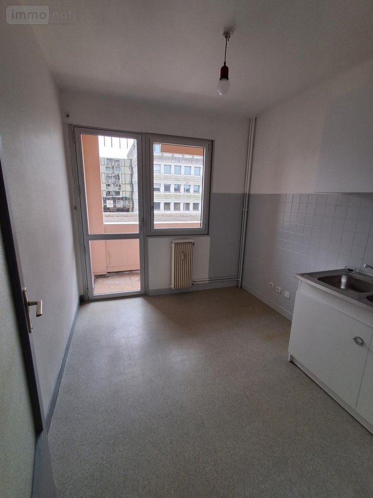 Location appartement Bourg-en-Bresse 01000 Ain 49 m2  653 euros